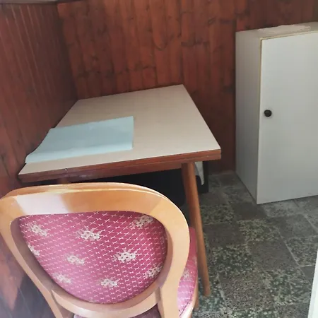 Helivilla Budget House Ferienhaus Rijeka