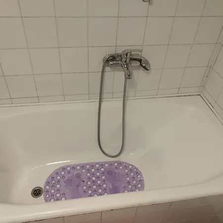 בית נופש Helivilla Budget House *